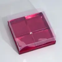 Коробка кондитерская для муссовых пирожных «Бордовые звёздочки», 17.8 х 17.8 х 6.5 см