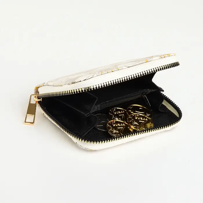 Кошелёк на молнии, три отделения, маленький, с вышивкой, белый