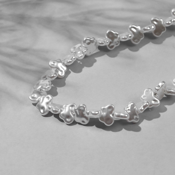 Бусины пластиковые на нити «Бабочка» 1×0,7×0,3см, (набор 110 шт.), цвет белый Бусины пластиковые на нити «Бабочка» 1×0,7×0,3см, (набор 110 шт.), цвет белый