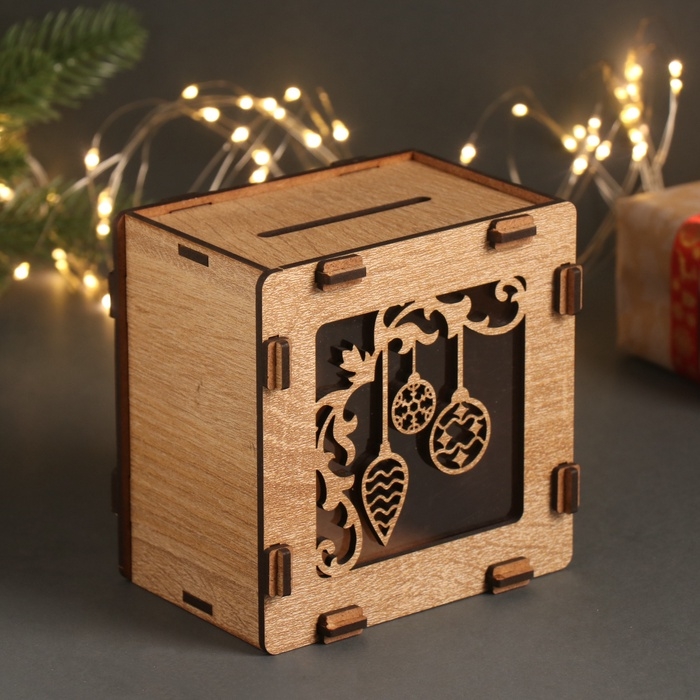 Новогодняя копилка  Новогодняя копилка "Новогодние игрушки" 12х12х9 см