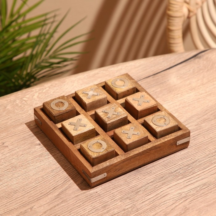 Игра настольная  Игра настольная "Крестики-нолики" 17х17 см, манговое дерево, сталь