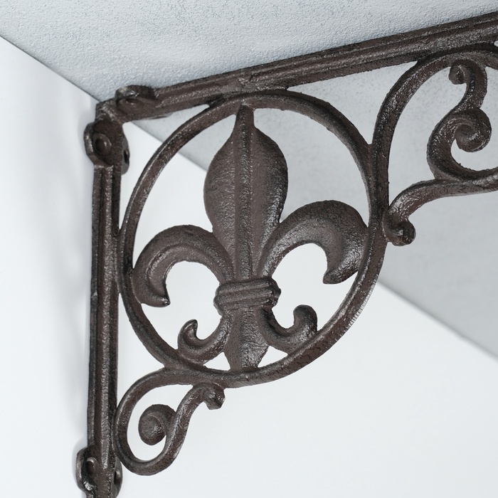 Сувенир чугун уголок  Сувенир чугун уголок "Лилия геральдика" 23х3х17 см