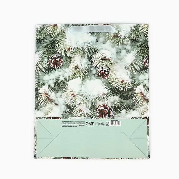 Пакет подарочный новогодний ламинированный «Зимняя ель», M 26 х 30 х 9 см , Новый год