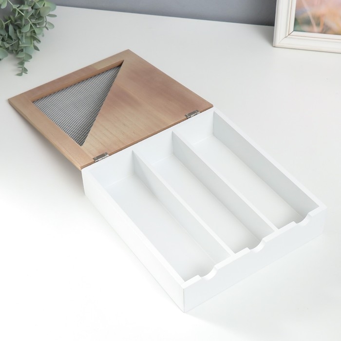 Шкатулка дерево с делениями Шкатулка дерево с делениями "Столовые предметы" 26х24х6,5 см