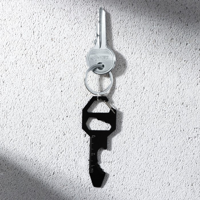 Брелок для ключей мультитул «Крутой мужик», 8 х 3 см