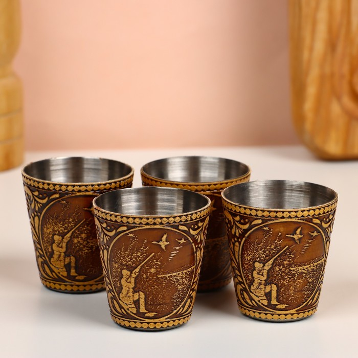 Набор стопок «Охотник», 4 шт, в тубусе, 4,5×4,5×9 см, береста Набор стопок «Охотник», 4 шт, в тубусе, 4,5×4,5×9 см, береста