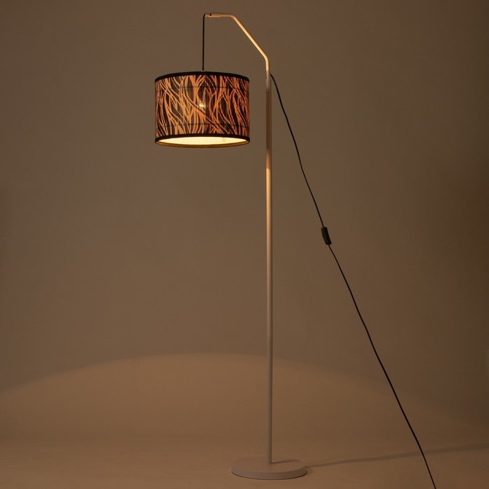 Торшер  Торшер "Лайнер зебра" Е27 40Вт белый 22х22х155см   МОДЕЛЬ F761TT-1006