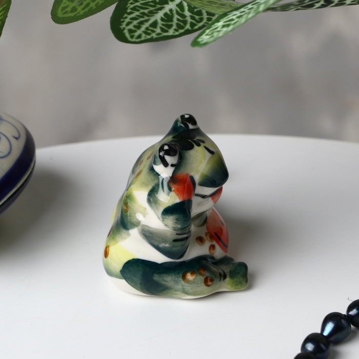 Сувенир жабка, гжель, цвет, 5.5х8 см Сувенир жабка, гжель, цвет, 5.5х8 см