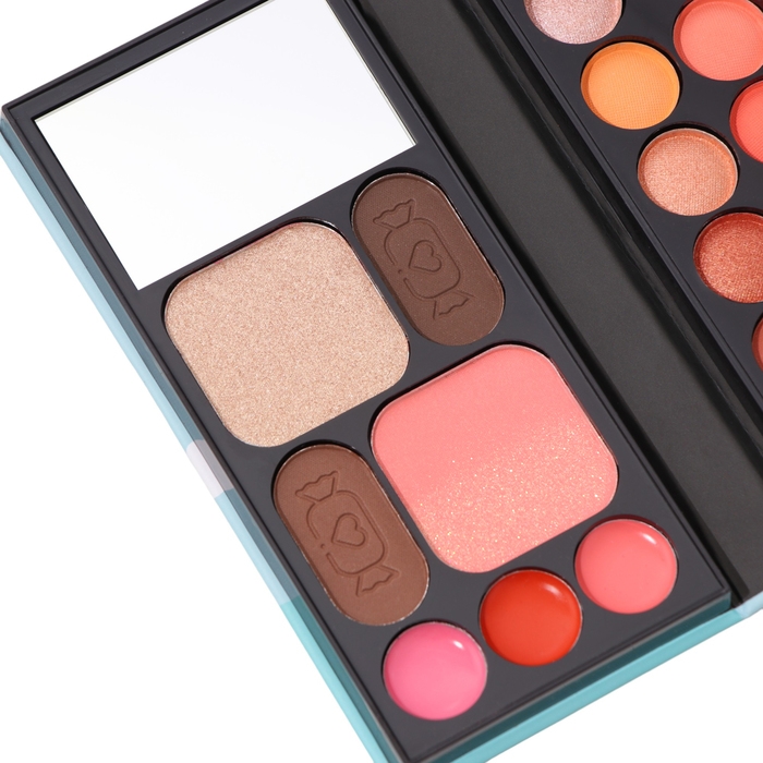 Набор декоративной косметики «Единорог с мороженым» Набор декоративной косметики «Единорог с мороженым»