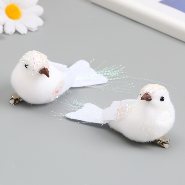 Пушистики на прищепке набор 2 шт Пушистики на прищепке набор 2 шт "Пара голубков с блестками на голове" белые 3,5х4,5х10 см