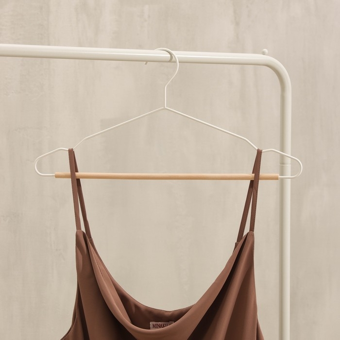 Плечики - вешалка для одежды LaDо́m Laconique, 42,5×19,5×1 см, цвет белый Плечики - вешалка для одежды LaDо́m Laconique, 42,5×19,5×1 см, цвет белый