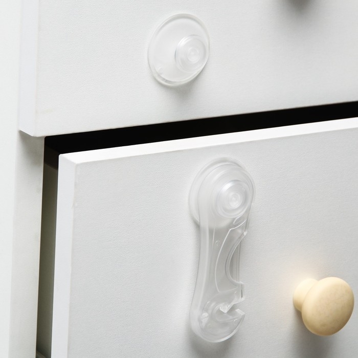 Блокиратор для дверей и ящиков, универсальный, цвет прозрачный, Крошка Я Блокиратор для дверей и ящиков, универсальный, цвет прозрачный, Крошка Я