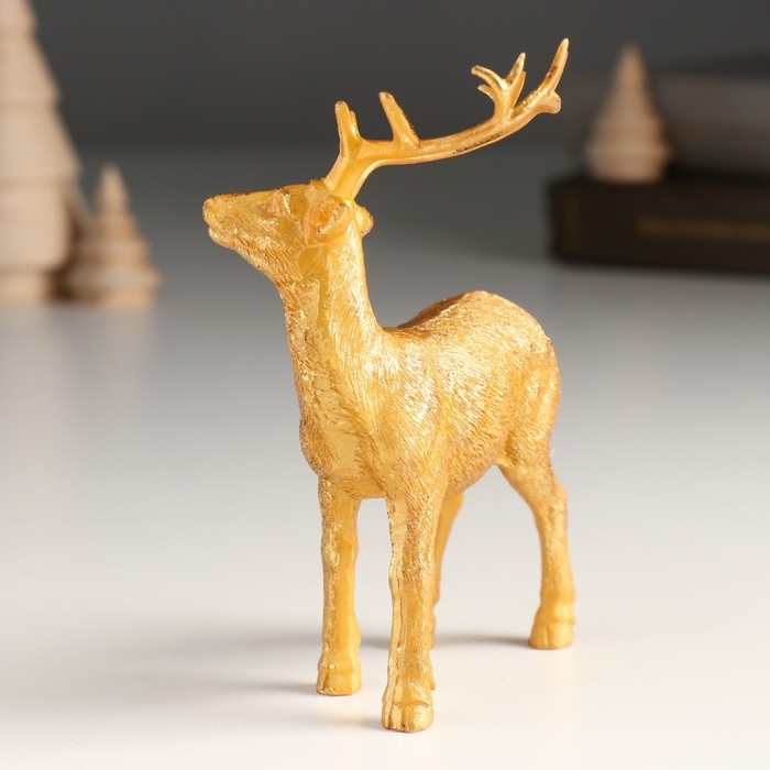 Сувенир полистоун Сувенир полистоун "Золотой олень" 8,6х4,5х15 см