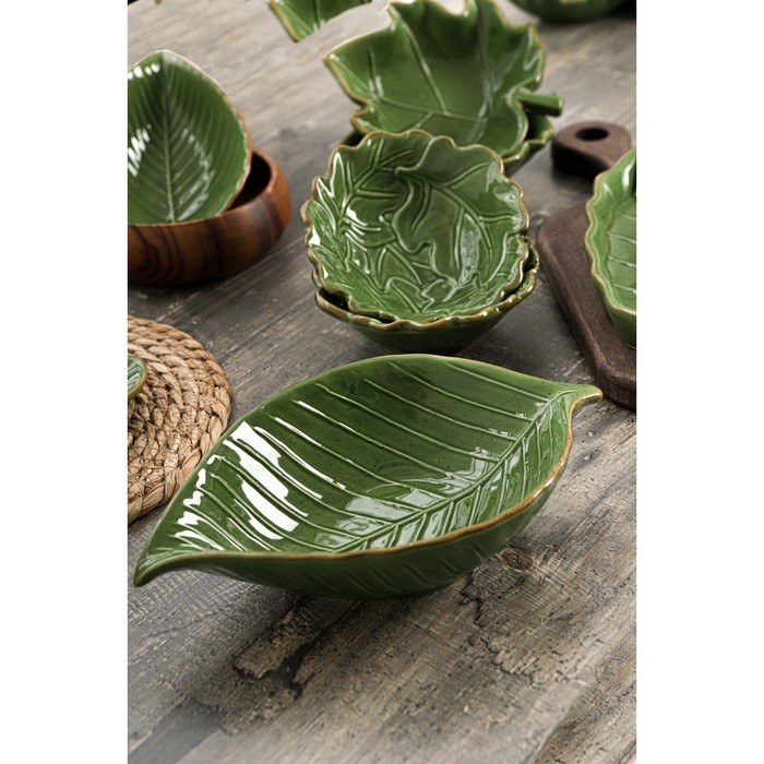 Салатник Доляна «Лист», 170 мл, 18×10,5 см, цвет зелёный Салатник Доляна «Лист», 170 мл, 18×10,5 см, цвет зелёный