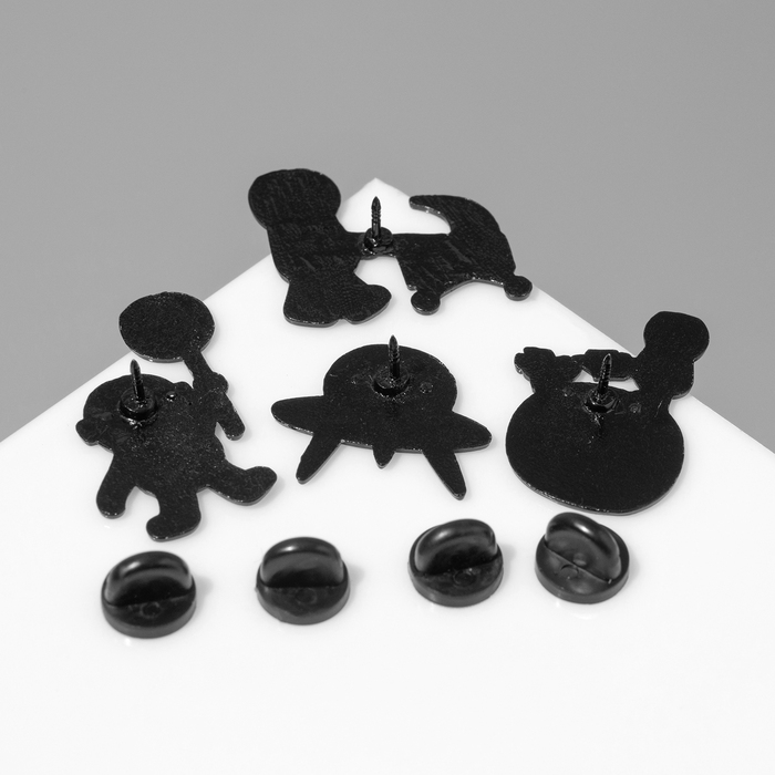 Набор значков (4шт) «Космос», цветные в чёрном металле Набор значков (4шт) «Космос», цветные в чёрном металле