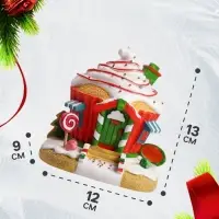 Светодиодная фигура &laquo;Домик из сладостей&raquo; 13&times;12&times;9 см, полистоун, от батареек LR44&times;3, свечение тёплое белое