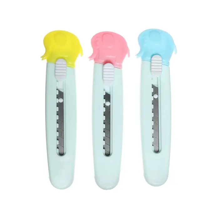 Нож канцелярский мини Calligrata, 9мм, пластик, c фиксатором, МИКС Нож канцелярский мини Calligrata, 9мм, пластик, c фиксатором, МИКС