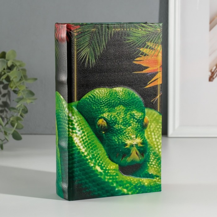 Сейф-книга дерево кожзам  Сейф-книга дерево кожзам "Змея в джунглях" 3D тиснение 21х13х5 см