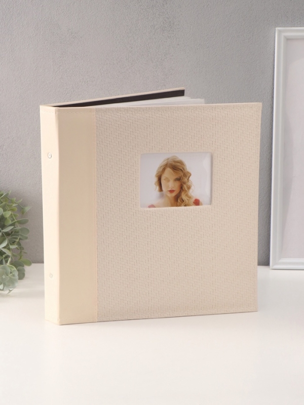 Фотоальбом на 500 фото 10х15 см Фотоальбом на 500 фото 10х15 см "Вязаный узор" кожзам, белый, в коробке 5,5х32,5х34 см