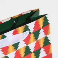 Пакет подарочный новогодний ламинированный «Ёлки», 15 х 12 х 5.5 см Пакет подарочный новогодний ламинированный «Ёлки», 15 х 12 х 5.5 см