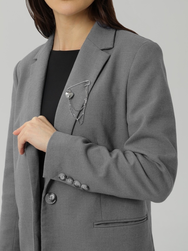 Булавка «Сердце» с цепочками, цвет серебро Булавка «Сердце» с цепочками, цвет серебро