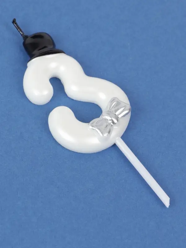 Свеча для торта «Джентельмен», цифра 3, белая Свеча для торта «Джентельмен», цифра 3, белая