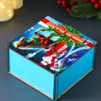 Короб сувенирный, новогодний, подарочный №2 "С Новым Годом" 18х18х9,5 см