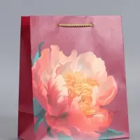 Пакет подарочный ламинированный "Пион" 18 х 22,3 х 10 см
