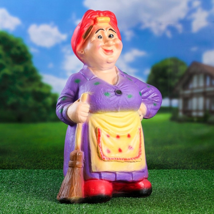 Садовая фигура  Садовая фигура "Теща с метлой средняя" 59х40х25см  МИКС