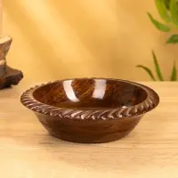 Чаша "Тарталетка" 18х18х5 см, дерево шишам Чаша "Тарталетка" 18х18х5 см, дерево шишам