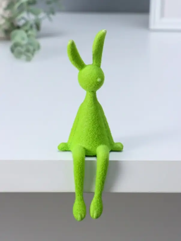 Сувенир пластик на полку Сувенир пластик на полку "Зайчик" зелёный 5х5,5х15 см