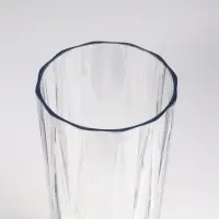 Ваза настольная пластик "Венера" лучики, 25,5х11,5 см, прозрачный Ваза настольная пластик "Венера" лучики, 25,5х11,5 см, прозрачный