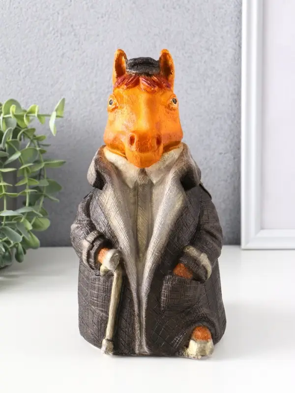 Копилка (гипс) Конь в пальто  Высота 24 см, ширина 12,5 см, длина 16,5 см, бронзовый твид