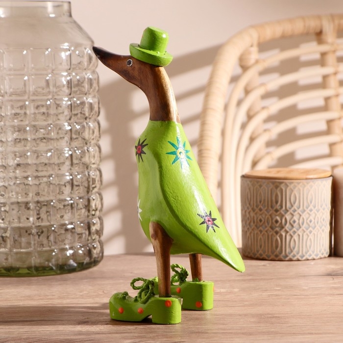 Сувенир Сувенир "Утка в зеленой одежде с принтом" дерево 13х9х27 см