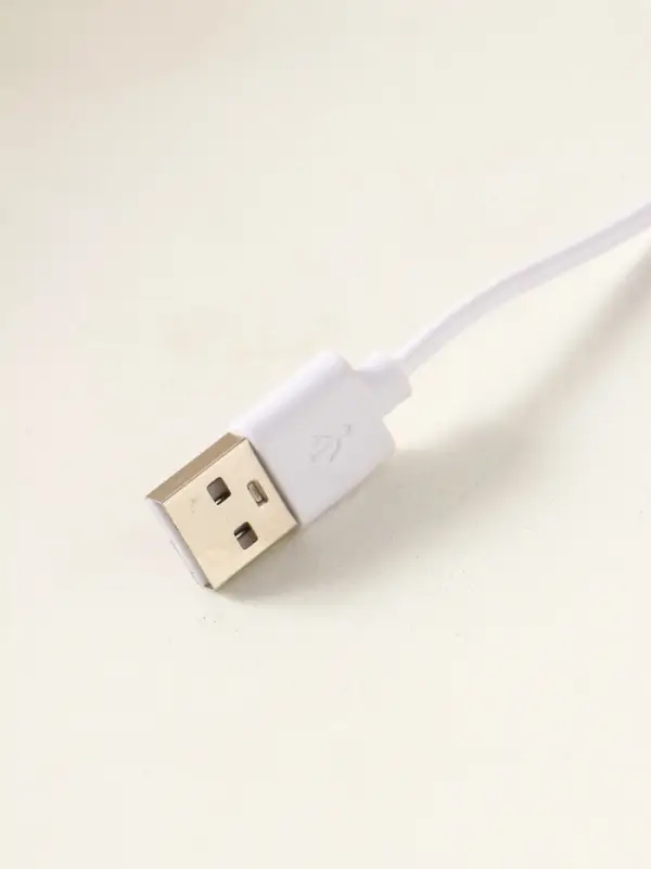 Сувенир стекло свет Сувенир стекло свет "Шар. Космонавт на месяце" 6хLED шар d=6 см, крутится, USB 7х7х10 см