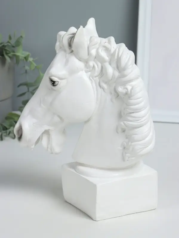 Копилка "Голова коня"  высота 25 см, белый