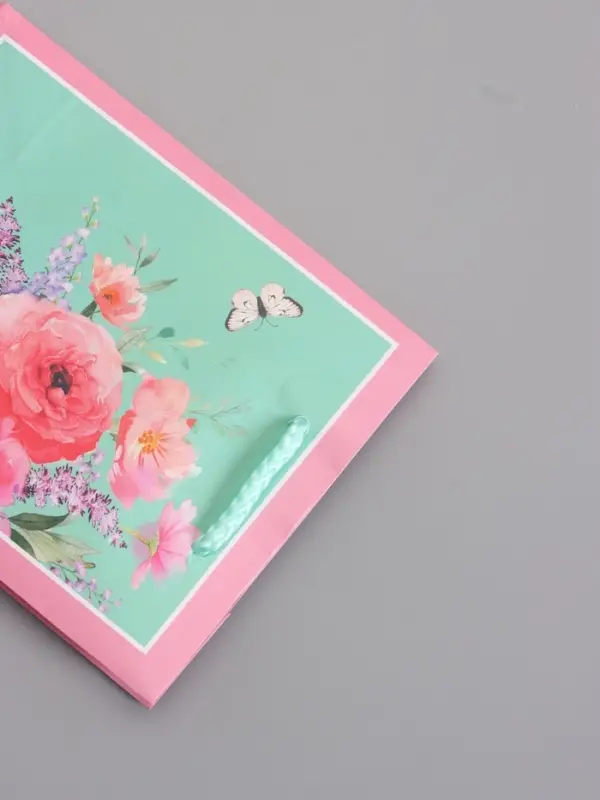 Пакет подарочный ламинированый "Цветочный подарок" 11,5 х 14,5 х 6,5 см
