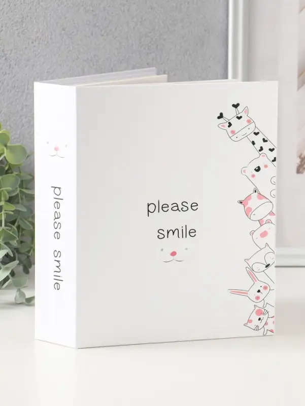 Фотоальбом на 200 фото 10&times;15 см &laquo;Зверята-шпионы&raquo;, 22.5&times;18&times;5 см