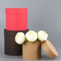 Набор круглых подарочных коробок «Стиль» 3 в 1 - 18×16×13 см Набор круглых подарочных коробок «Стиль» 3 в 1 - 18×16×13 см