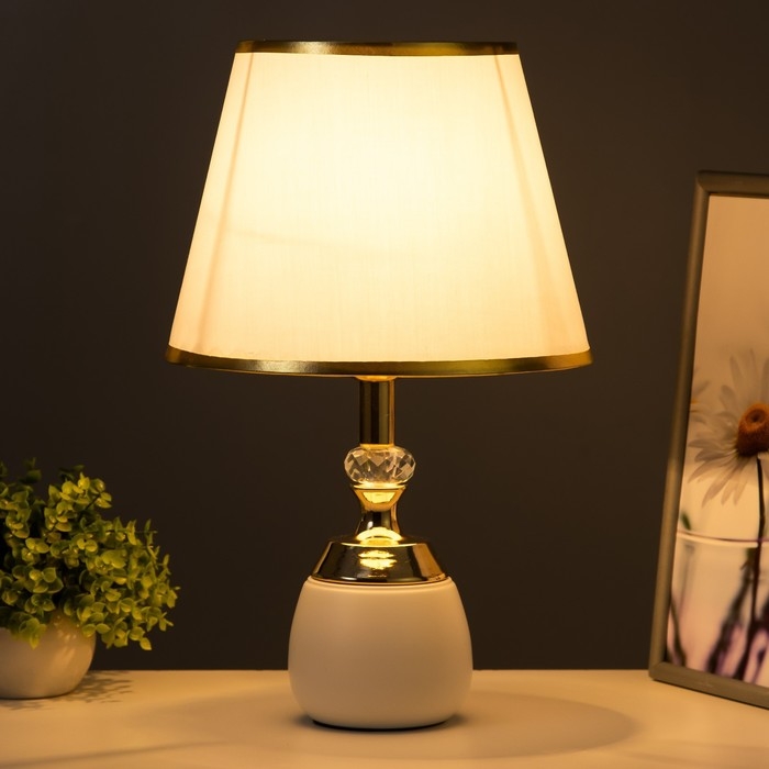 Настольная лампа Настольная лампа "Лейла" Е27 40Вт черно -золотой 25х25х41 см RISALUX