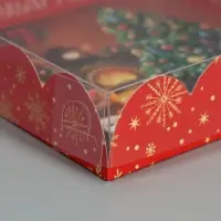 Коробка для кондитерских изделий с пластиковой крышкой «С Новым годом», 13×13×3 см
