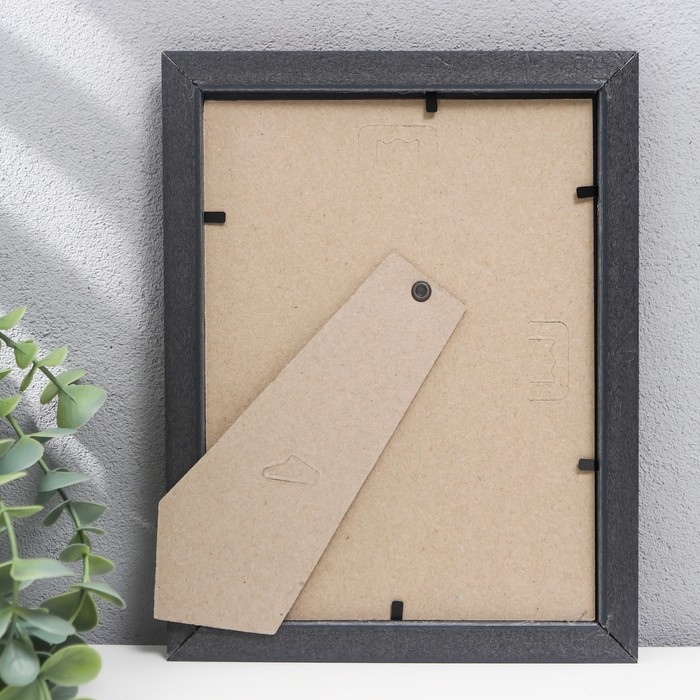 Фоторамка 15х20 (282Р) темный орех с золотом (пластиковый экран) Фоторамка 15х20 (282Р) темный орех с золотом (пластиковый экран)