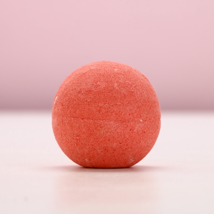 Бомбочка с игрушкой внутри ЧИСТОЕ СЧАСТЬЕ «Пингвин», 110 г, Новый Год