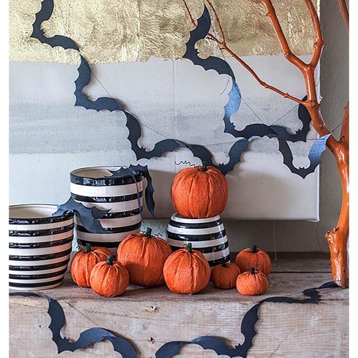 Бумага для поделок и упаковки, гофрированная, оранжевая, 0,5 х 2,5 м Бумага для поделок и упаковки, гофрированная, оранжевая, 0,5 х 2,5 м