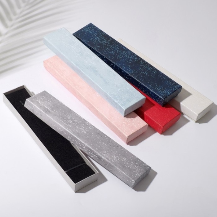 Коробочка подарочная под браслет/цепочку/часы «Ретро эффект», 21×4см, цвет МИКС Коробочка подарочная под браслет/цепочку/часы «Ретро эффект», 21×4см, цвет МИКС