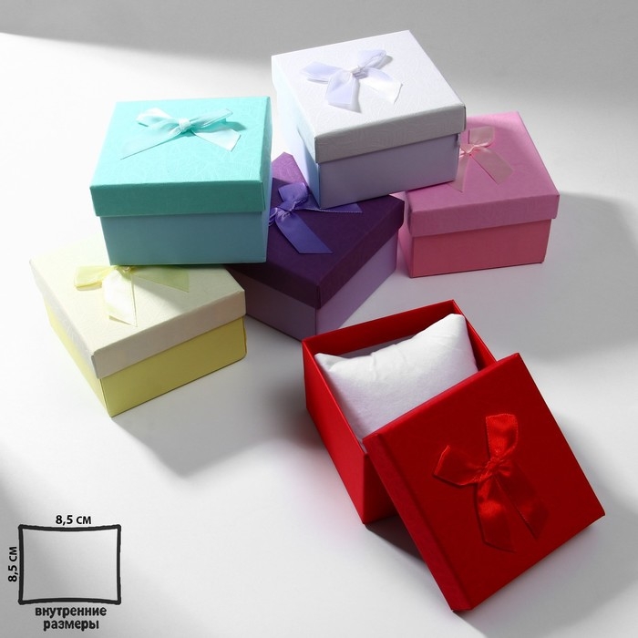 Коробочка подарочная под браслет/часы «Листья», 9×9 (размер полезной части 8,5×8,5 см), цвет МИКС Коробочка подарочная под браслет/часы «Листья», 9×9 (размер полезной части 8,5×8,5 см), цвет МИКС