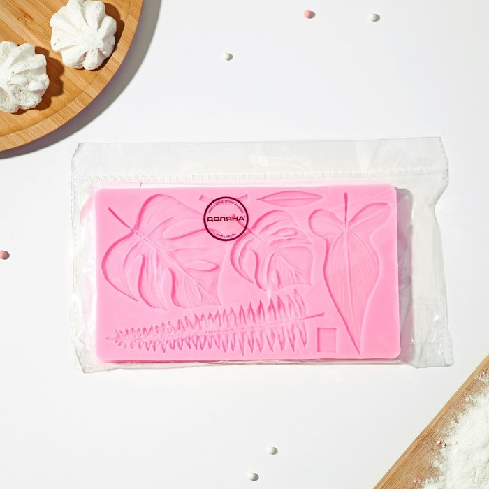 Молд Доляна «Тропические листья», силикон, 20,7×12 см, цвет розовый Молд Доляна «Тропические листья», силикон, 20,7×12 см, цвет розовый