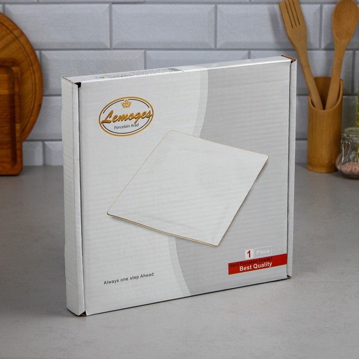 Блюдо «Негин», квардратное, фарфор, Иран Блюдо «Негин», квардратное, фарфор, Иран