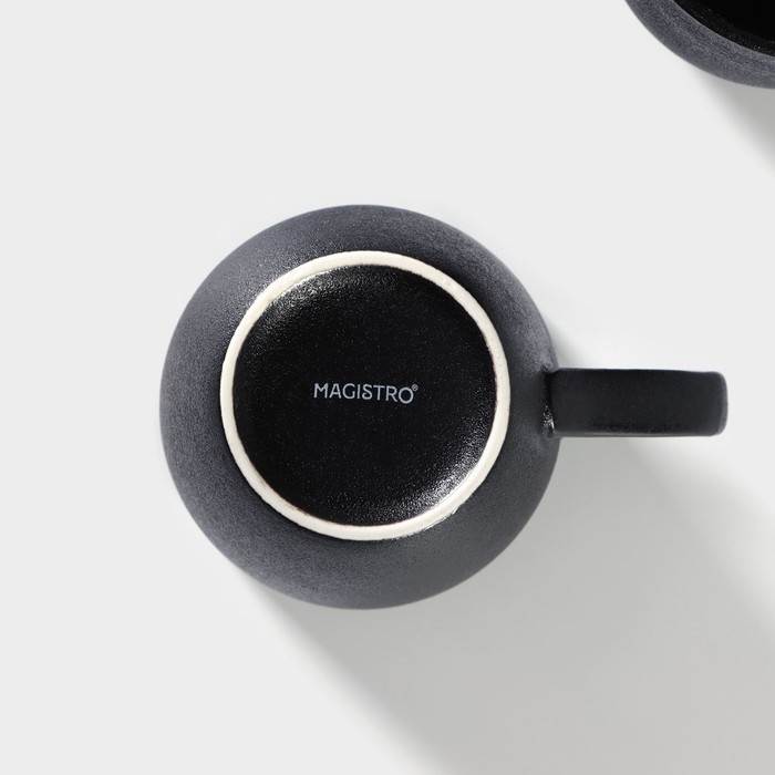 Кружка фарфоровая Magistro Carbon, 380 мл, цвет чёрный Кружка фарфоровая Magistro Carbon, 380 мл, цвет чёрный