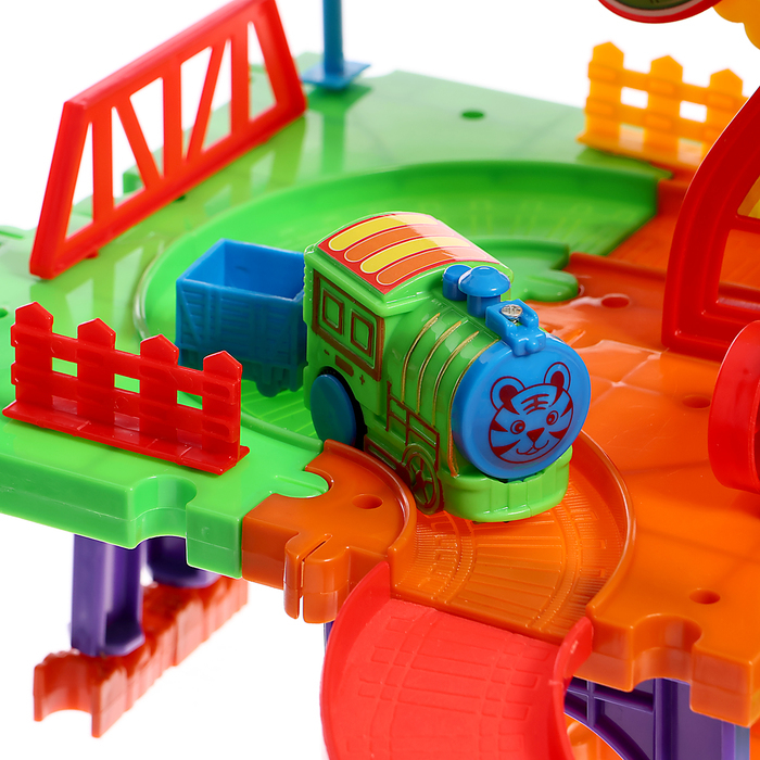 Железная дорога &laquo;Забавное путешествие&raquo;, 2 паровоза, работает от батареек